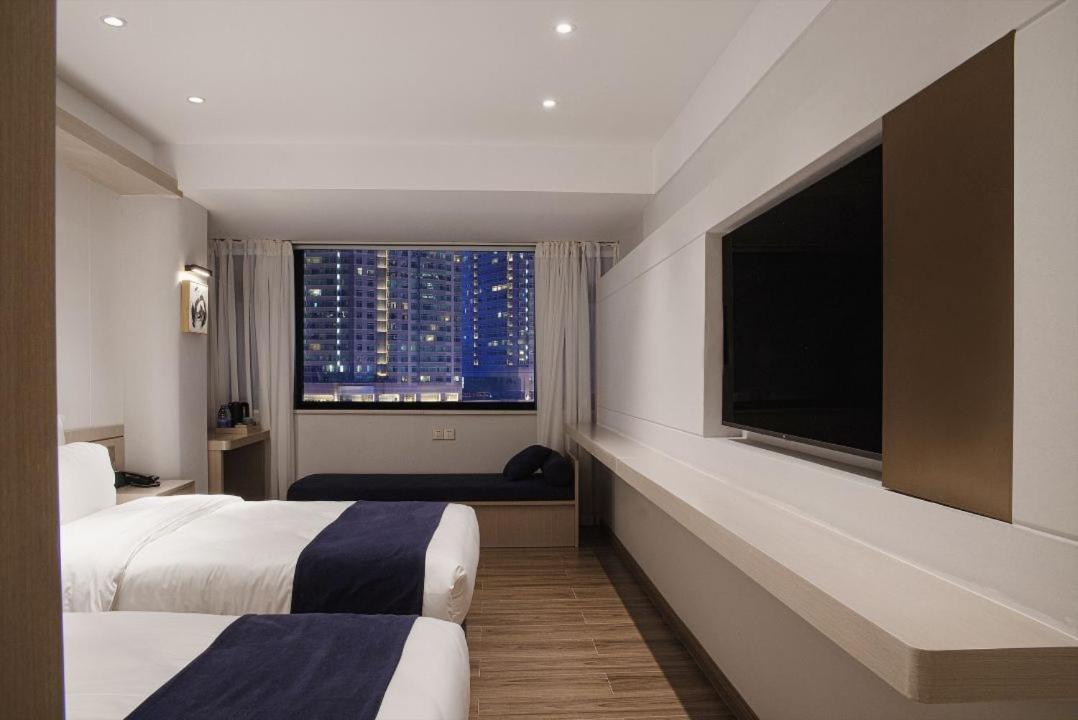 Walling Hotel - Chongqing Jiefangbei Hongyadong Exterior photo